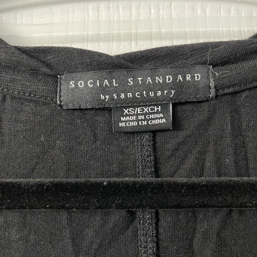 Sanctuary - Social Standard Classic Black Women's Top - Picture 6 of 9